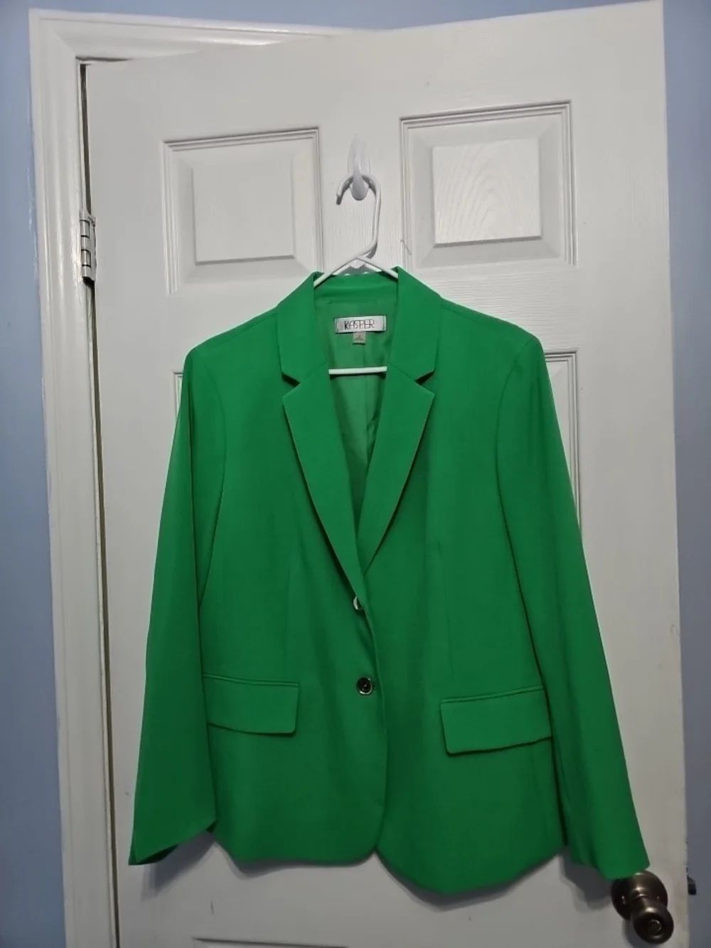 Kasper Women's Green Tailored Blazer Size 16